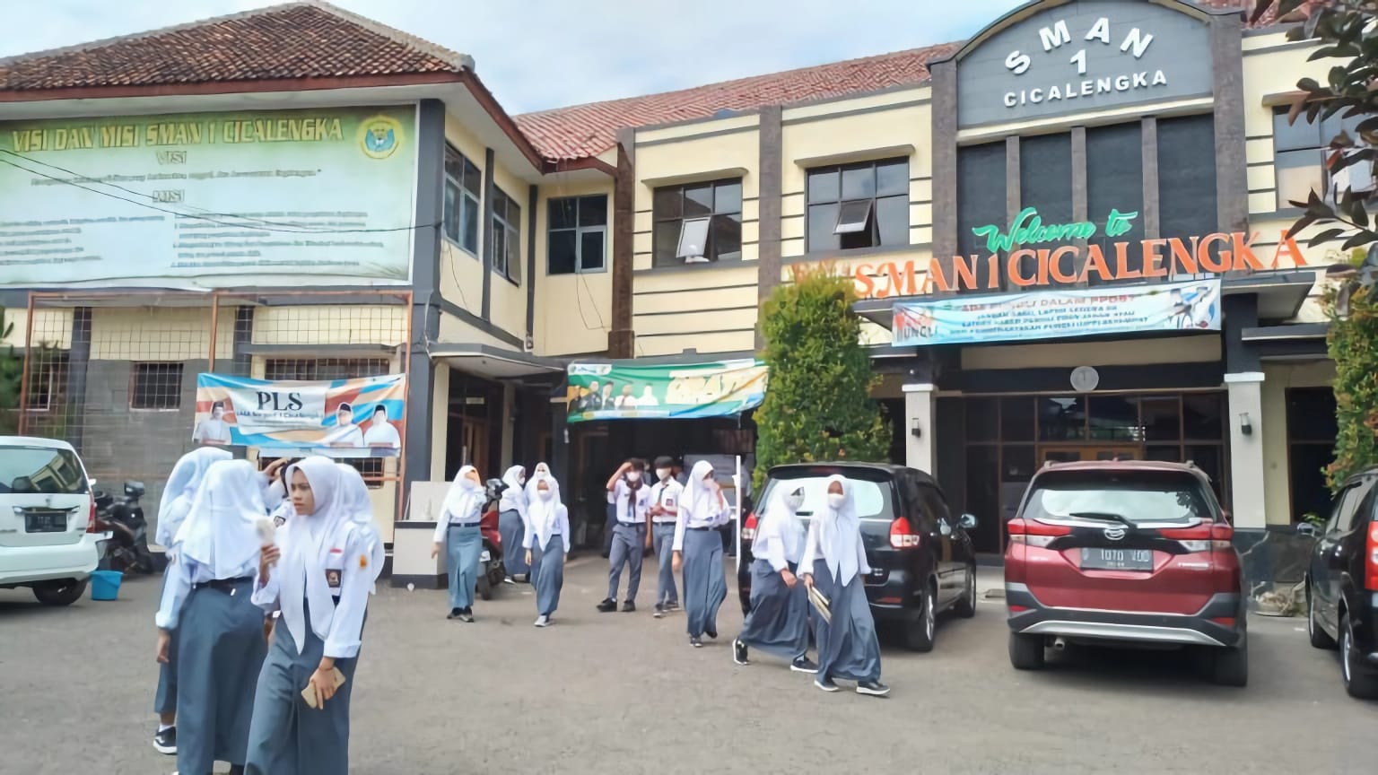 SMA Negeri 1 Cicalengka Larang Keras Siswanya Gunakan Sepeda Motor ke Sekolah, Ini Alasannya!