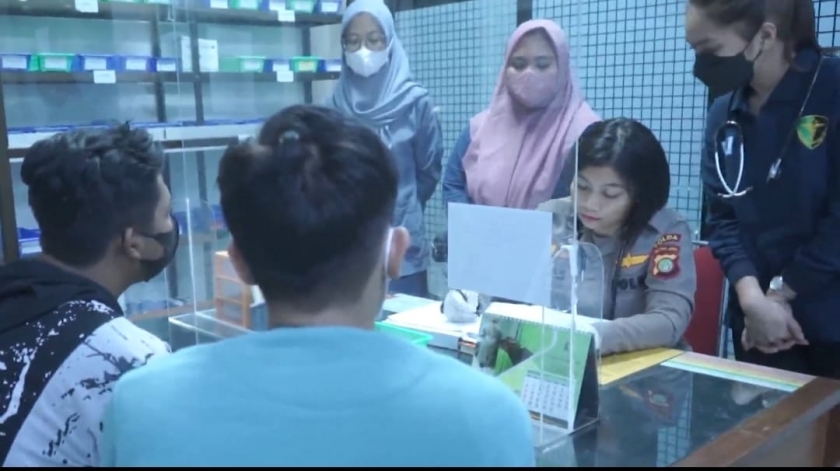 Kabid Humas Polda Metro Jaya Kombes Pol Trunoyudo Wisnu Andiko membenarkan bahwa ada 3 korban sekaligus saksi kasus TPPO perdagangan ginjal. (PMJ News/Istimewa)
