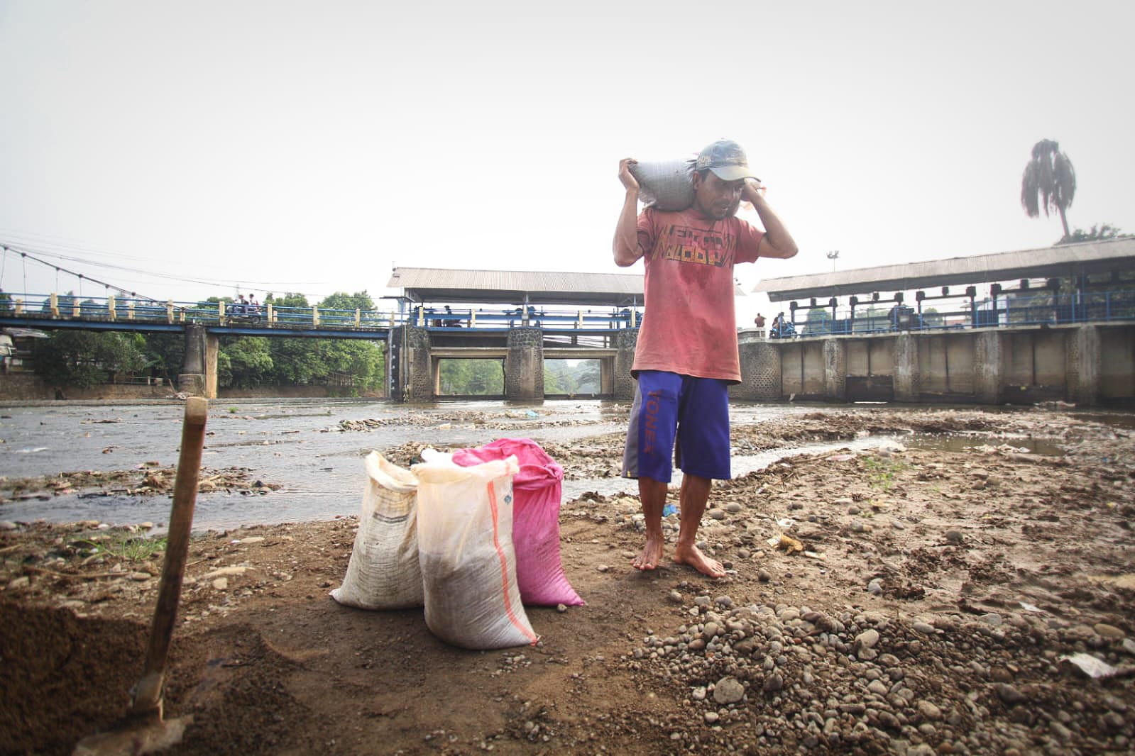 Bendung Katulampa Surut, Membawa Berkah Bagi Warga Sekitar