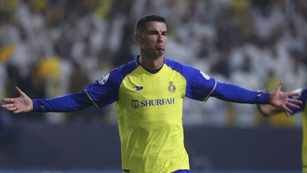 Al Nassr Terjerat Utang, Ronaldo Akan Hengkang?