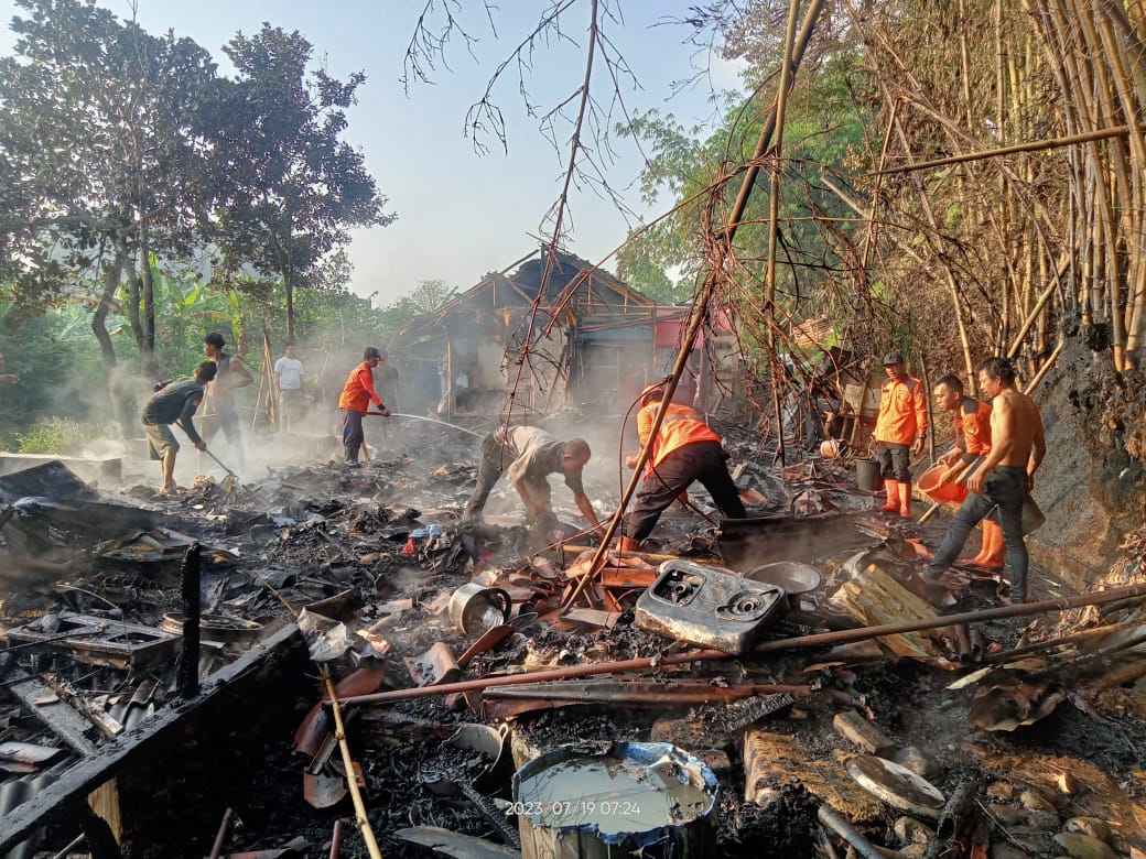 Kebakaran di Sukabumi, 7 Rumah Terbakar Serta Harta Benda Lainnya Ikut Hangus