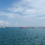 BMKG: Waves on Bali's Ferry Routes Reach Four Meters