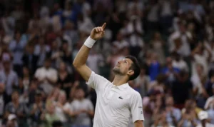 Djokovic Beats Wawrinka on Wimbledon's Final Night!