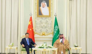 Arab Saudi Pertimbangkan Tawaran China untuk Bangun PLTN (VIA REUTERS/Bandar Algaloud/Saudi Royal Cour)