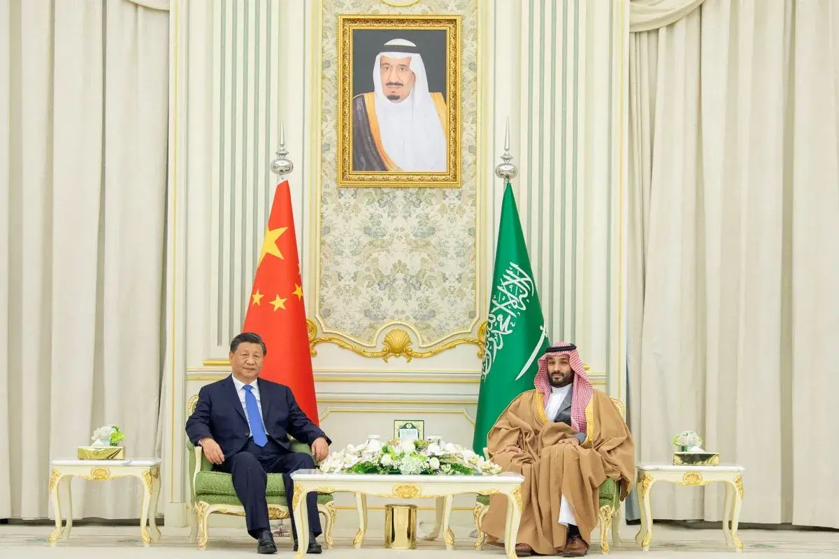 Arab Saudi Pertimbangkan Tawaran China untuk Bangun PLTN (VIA REUTERS/Bandar Algaloud/Saudi Royal Cour)