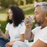 15 Manfaat Minum Air Putih Untuk Kesehatan Tubuh