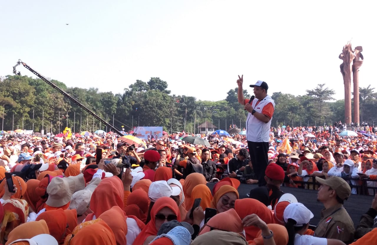 Anies Baswedan ke Bandung, Obral Janji Perubahan dan Singgung PPDB