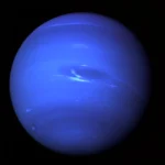 Jadi, di dalam tata surya kita ada 8 planet yang nggak kira-kira, teman-teman! Ternyata, buat nyampe ke planet terakhir, Neptunus, butuh waktu bertahun-tahun, loh.