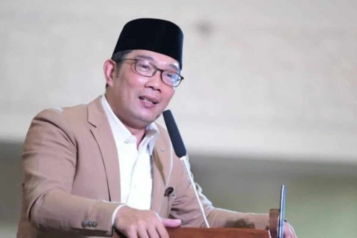 Gubernur Jabar Ridwan Kamil berikan reaksi terkait hasil survei elektabilitas dirinya yang dinilai layak maju Pilpres 2024. ANTARA/HO-Rsj.