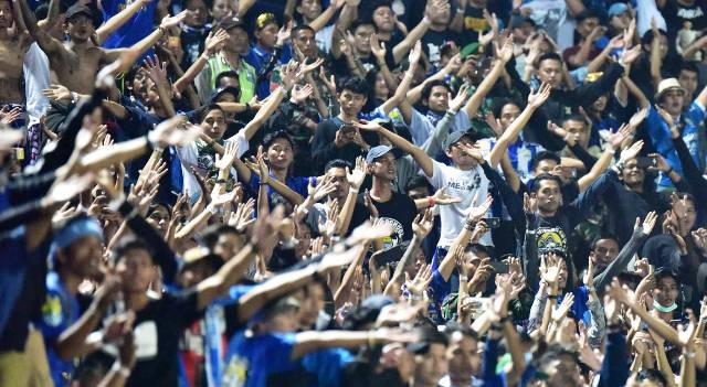 Hindari Kembali Terkena Sanksi Kontra Bali United, Persib Ajak Bobotoh Ciptakan Suasana Aman dan Nyaman