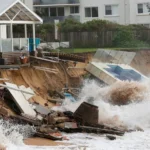 Keadaan Darurat Dinyatakan oleh Pejabat Kota Juneau, Alaska, Akibat Banjir Glasial yang Menghancurkan Rumah Penduduk