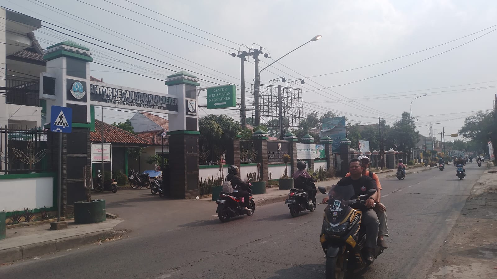 Kantor Kecamatan Rancaekek, Kabupaten Bandung, Jawa Barat. Jabar Ekspres/Yanuar Baswata.