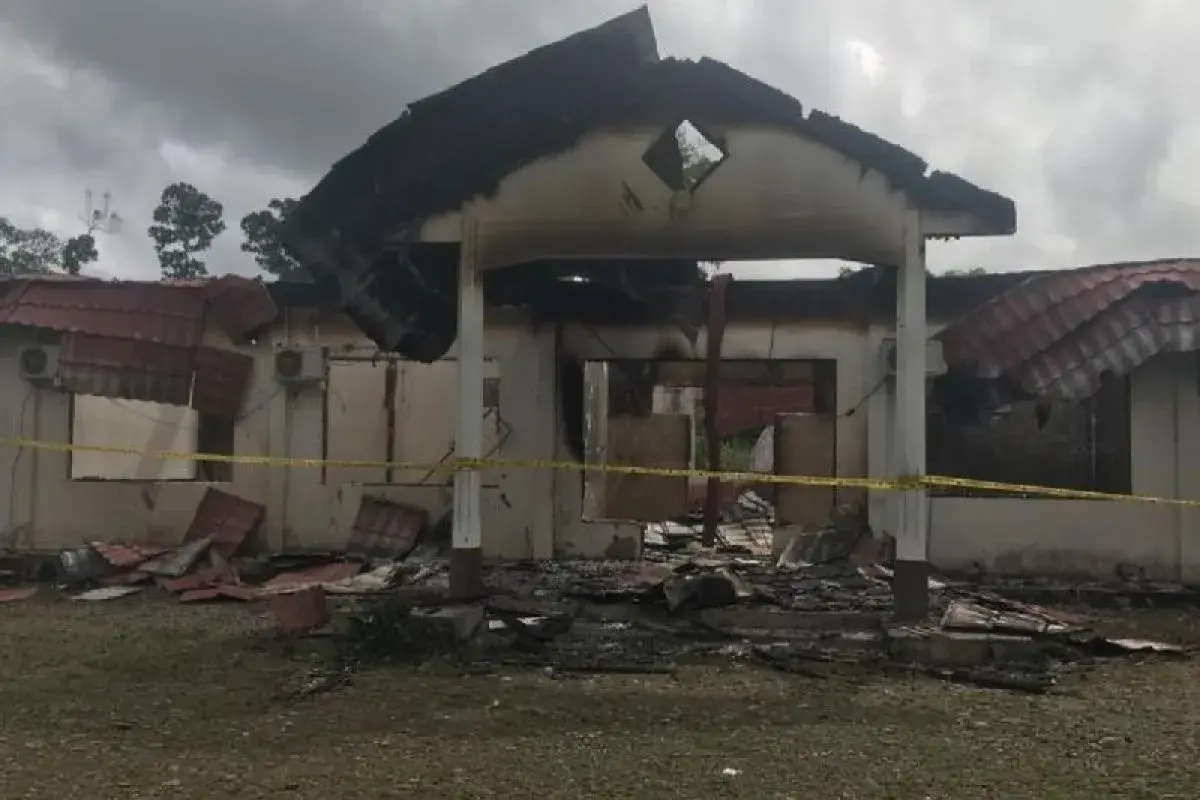 Polisi Selidiki Penyebab Terbakarnya Kantor KPU di Papua (Istimewa)