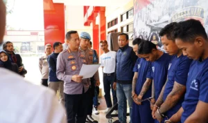 Pura-Pura Jadi Polisi, Empat Tersangka Begal Berhasil Diamankan Jajaran Polresta Bandung. Foto Dok Humas Polresta Bandung