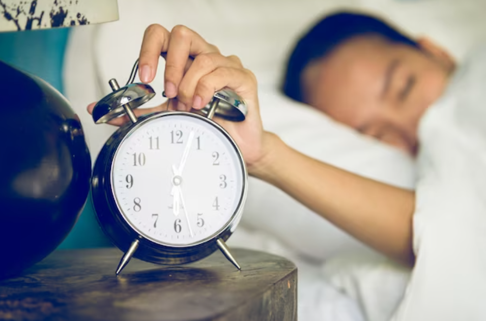 Rahasia Bangun Pagi Tanpa Alarm, Simak 7 Tips Efektif Ini