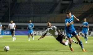 Kalahkan Rans Nusantara FC, Bonjan Hodak Sebut Kemenangan Persib Tidak Mudah