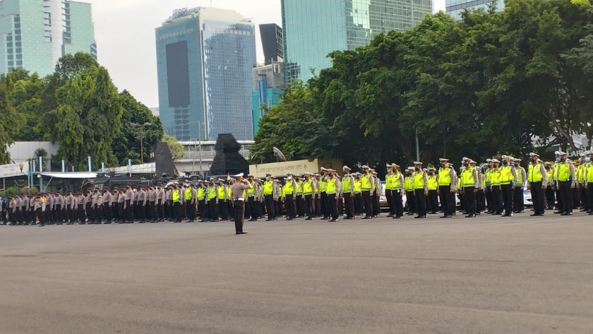 Polda Metro Jaya kerahkan 6.612 personel untuk mengamankan demo buruh yang digelarhari ini Kamis, 10 Agustus 2023. PMJ News.