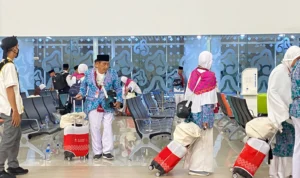 Rombongan Haji di BIJB Kertajati Majalengka, Jawa Barat. Jabar Ekspres/Ayu Lestari.