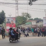 Tawuran antar kelompok terjadi di Jalan KSU, Kecamatan Sukamajaya, Kota Depok, Jawa Barat dibubarkan oleh polisi. Jabar Ekspres/Rubiakto.