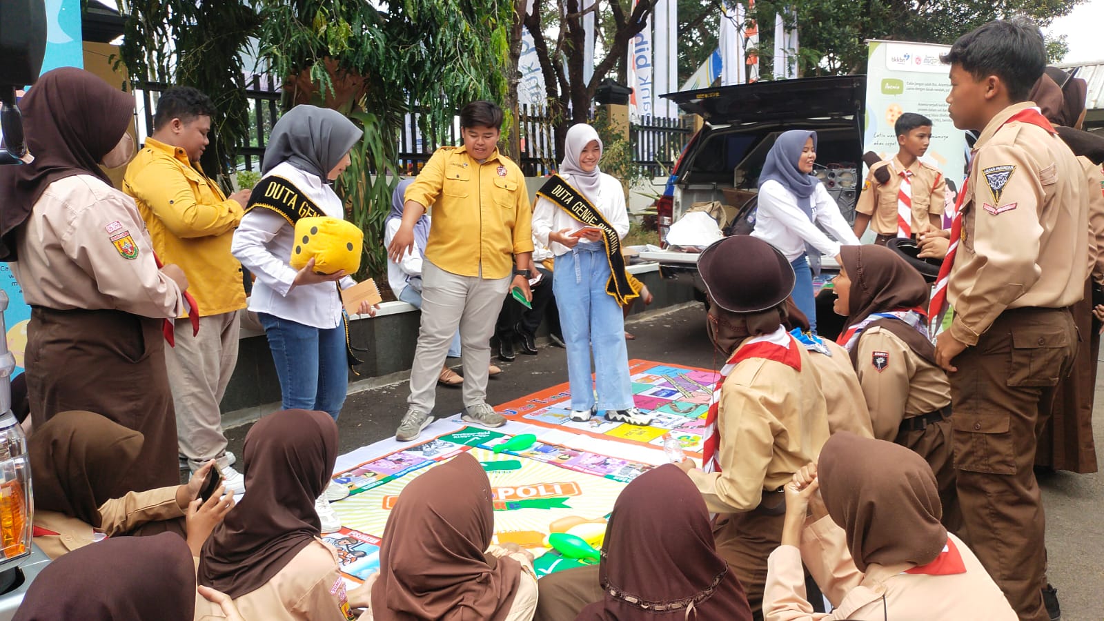 Kunjungi Sumedang dan Hadirkan Duta Baca, Ridwan Kamil: Senang, Bisa Mengedukasi Warga Terkait Digitalisasi dan Kesehatan