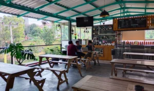 Tak Hanya Tawarkan Lingkungan Alam, Ada Makna Filosofis Dibalik Nama Cafe Teras Kiara Sumedang