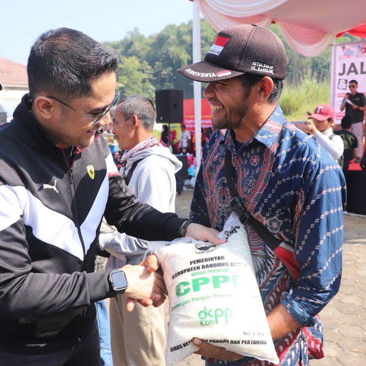 Bupati Bandung Barat: Angka Kemiskinan Menurun Drastis!