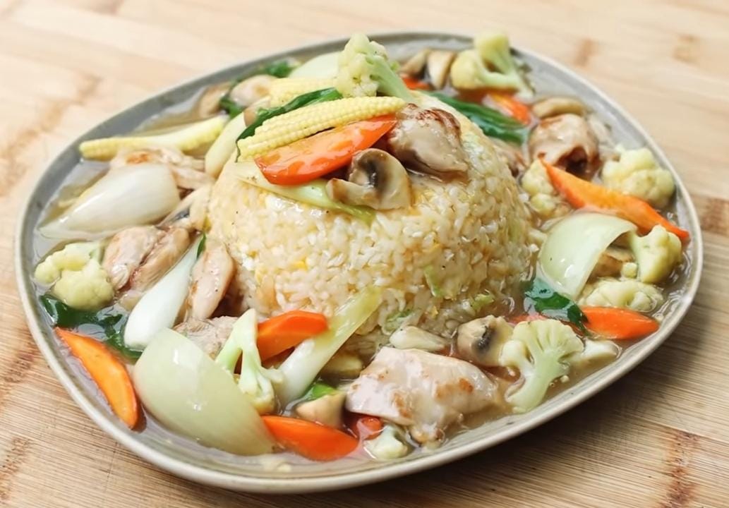 Siap Makan Malam!Resep Nasi Siram Ayam Jamur ala Chinese