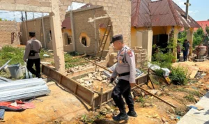 Pihak kepolisian berencana untuk menggelar mediasi dalam kasus perusakan bangunan yang sedianya akan dijadikan gereja di wilayah Batam, Kepulauan Riau. (Foto: Humas Polda Kepri.)