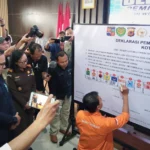 17 Parpol di Kota Bogor tandatangani Deklarasi Damai Pemilu 2024 di Aula Gedung Mapolresta Bogor Kota, Selasa (15/8).