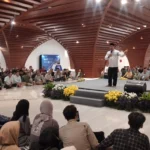TATA KOTA: Gubernur Ridwan Kamil saat menyampaikan progres pembangunan Kawasan Rebana Metropolitan di Kickoff West Java Festival 2023, Sabtu (19/8).