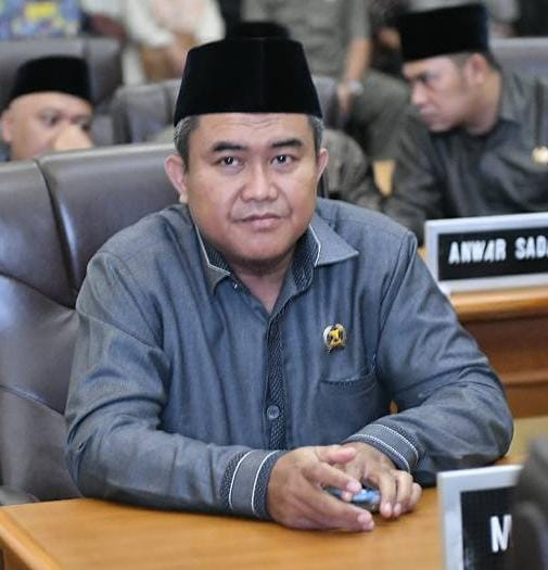 DPRD Sukabumi Angkat Bicara Mengenai Dugaan Korupsi Dana BOS di SMP Islam Kabandungan