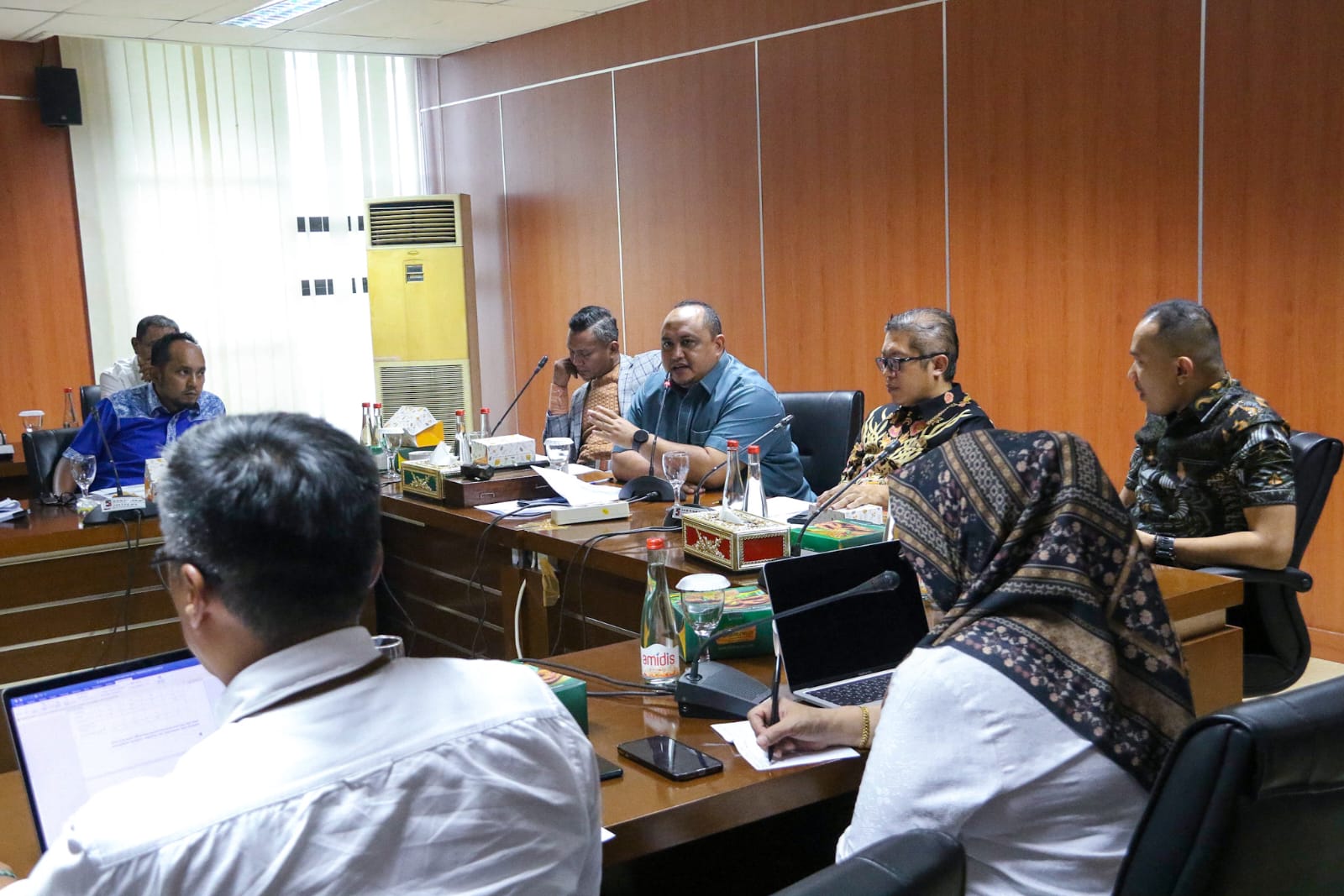 Jajaran Pimpinan DPRD Kota Bogor saat menggelar rapat kerja bersama Pemkot Bogor. (Yudha Prananda / Jabar Ekspres)