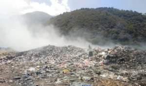 Imbas terbakarnya TPAS Sarimukti, Kota Bandung keluarkan putusan Kedaruratan Sampah.