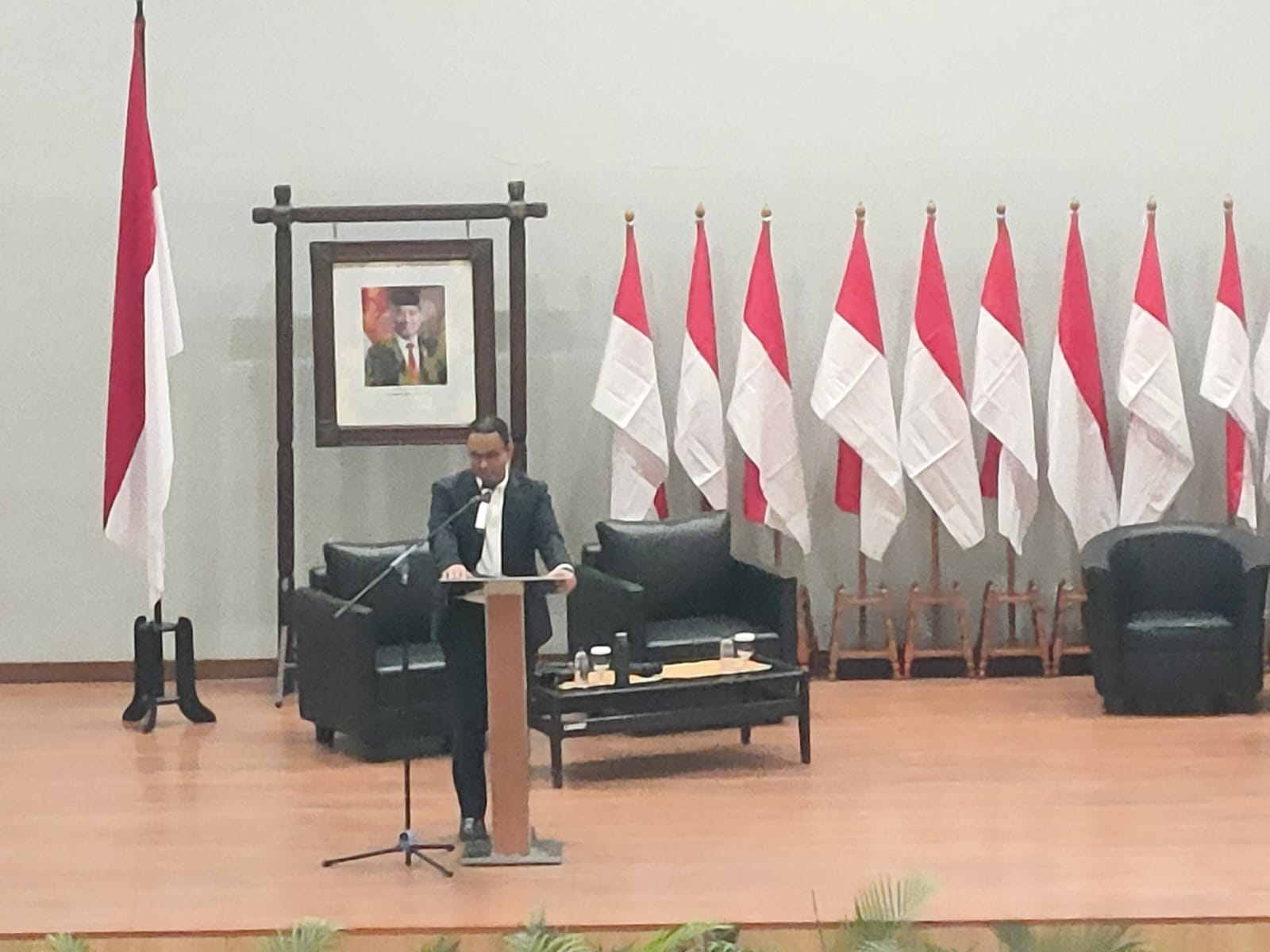 Anies Baswedan kritik demokrasi Indonesia