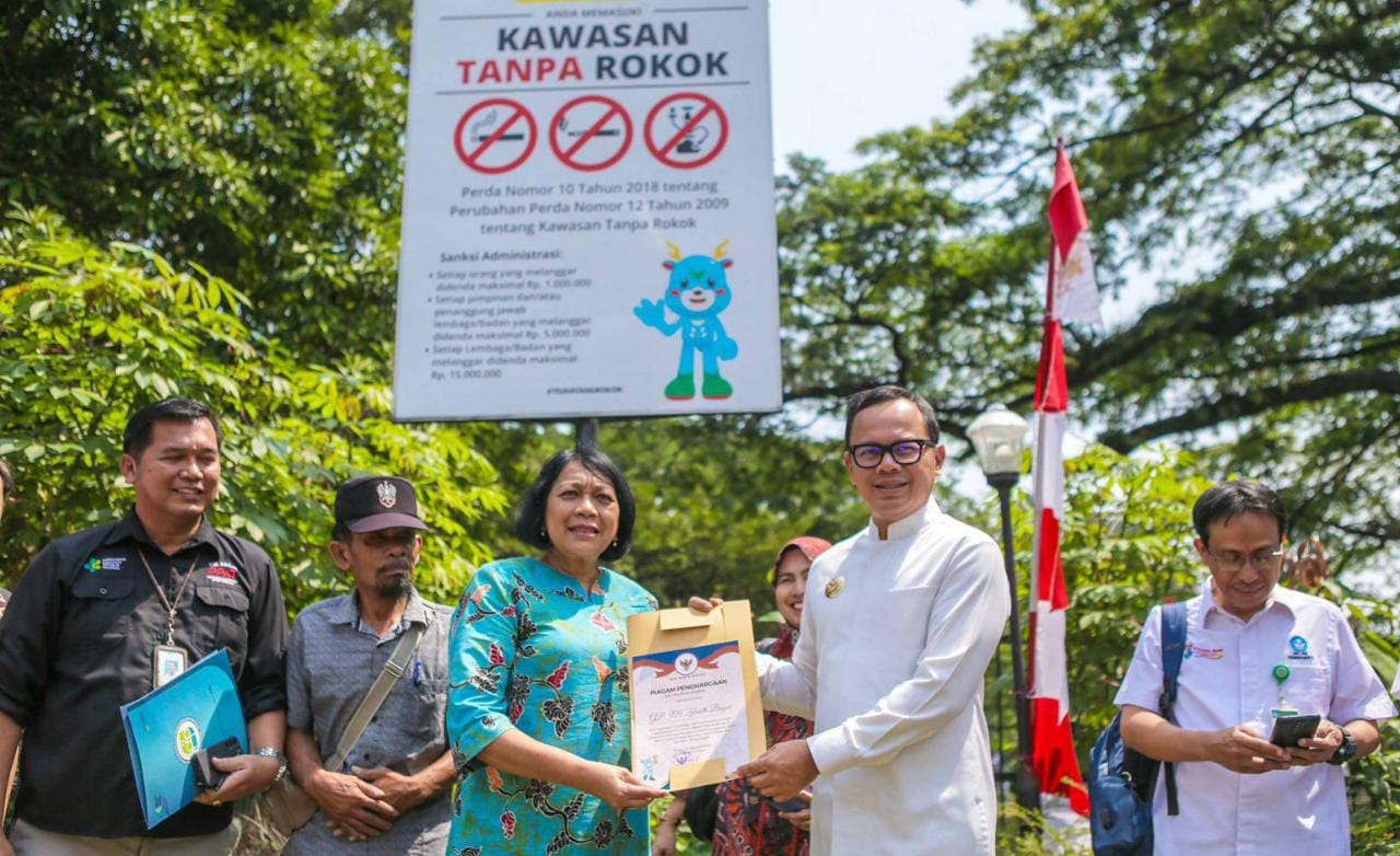 Wali Kota Bogor, Bima Arya saat menerima Tim Monev Implementasi KTR ASEAN di Alun-alun Kota Bogor. (Yudha Prananda / Jabar Ekspres)