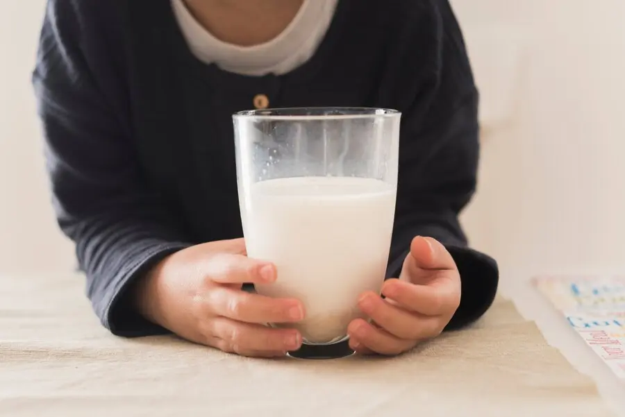Apa itu Oat Milk, Apa Kelebihan Dibanding Susu Sapi? Simak di Sini