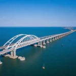 Jembatan Krimea Kembali Menjadi Sasaran Serangan Ukraina, Pasokan Logistik Pasukan Rusia Terputus