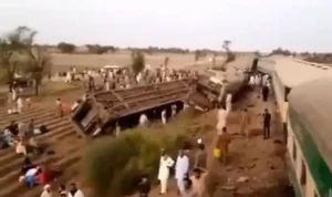 Tragedi Kecelakaan Kereta di Pakistan Selatan Makan Korban Jiwa, 30 Orang Tewas dan 80 Terluka