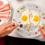Mitos Telur Jadi Musuh Penderita Kolesterol, Benarkah? Simak di Sini!