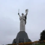 Simbol Palu-Arit Patung Bunda Diganti dengan Trisula, Penegasan Kedaulatan Ukraina
