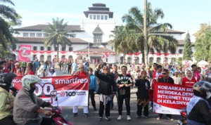 Semarak, Begini Keseruan Smartfren West Java Meriahkan HUT RI ke-78 Lewat Kirab Budaya