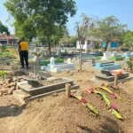 Makam Dibongkar, Tali Pocong Raib Digondol Maling