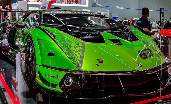 Lamborghini Essenza SCV12 jadi mobil termahal di GIIAS 2023