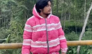 Viral Pria Bikin Outfit dari Kasur Kapuk, Banjir Like!