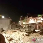 Tim penyelamat Maroko tidak mengenal lelah dalam upaya mereka mencari korban selamat di tengah reruntuhan gempa bumi dahsyat.