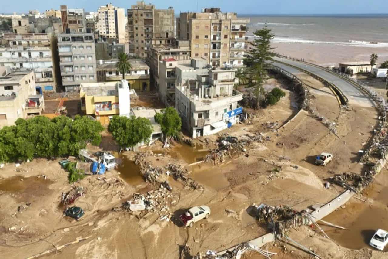Banjir di Libya Menewaskan 5.300 Orang dan 9.000 Orang Hilang