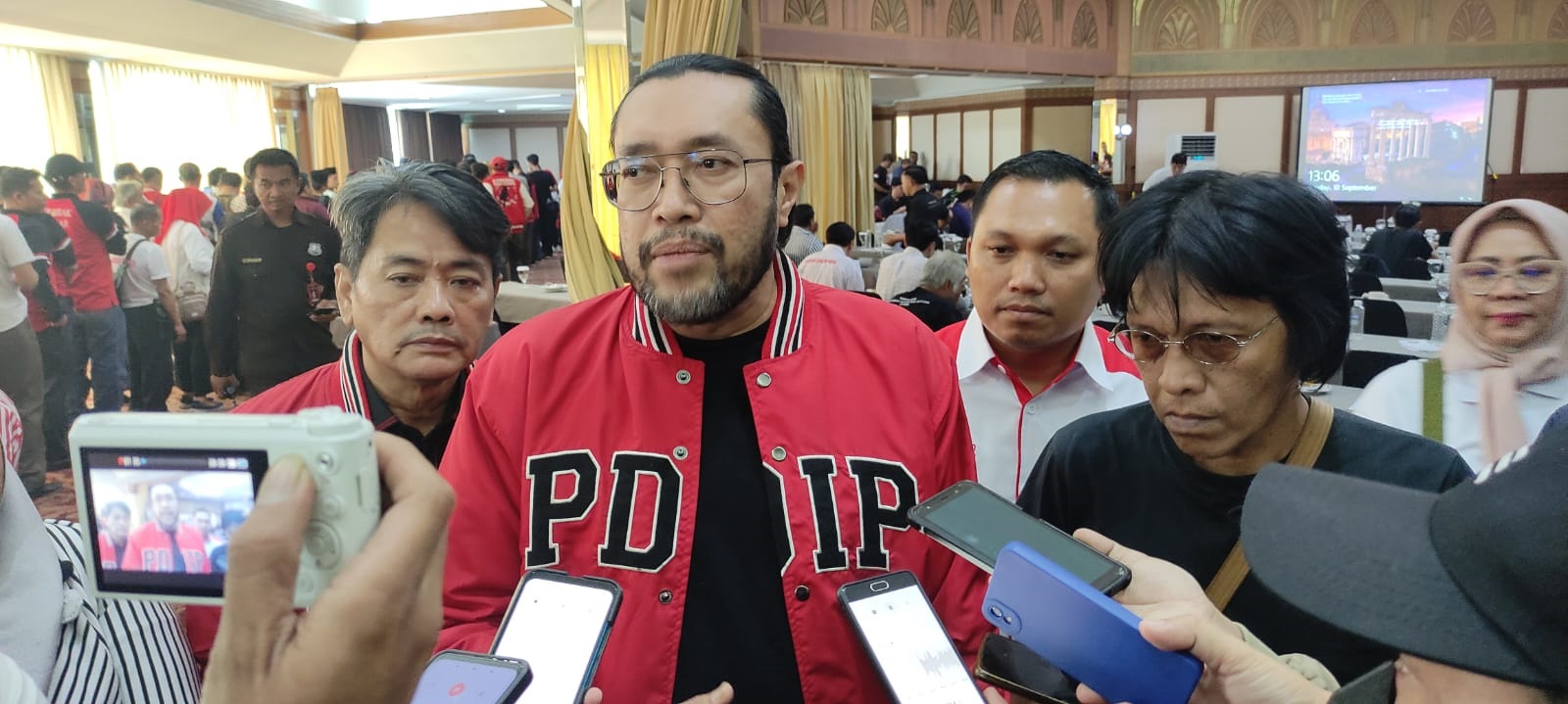 PDI Perjuangan Jabar bersama TKRPP melirik 20 juta suara pemilih di Jabar untuk memenangkan Ganjar Pranowo.