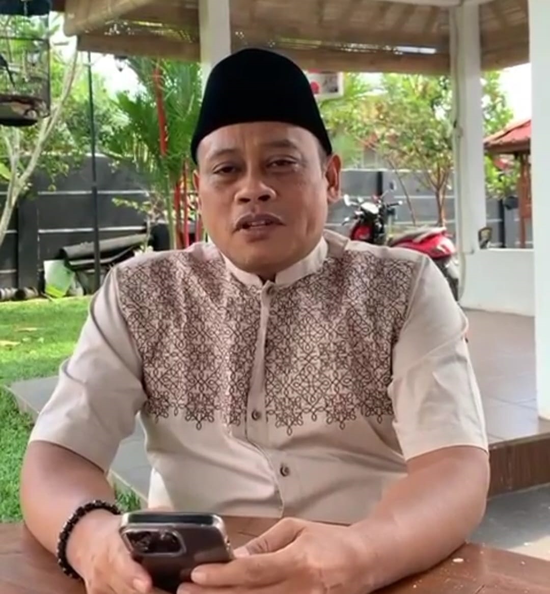 Ketua TKRPP Jawa Barat Muhammad Jaenudin menyayangkan pernyataan Sekertariat Bersama (Sekber) Relawan Ganjar terkait bakal bacawapres pendamping Ganjar Pranowo.