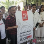 Kaesang Pangarep, putra bungsu Presiden Jokowi, telah diangkat menjadi Ketua Umum Partai Solidaritas Indonesia (PSI) hanya dua hari setelah menerima kartu tanda anggota (KTA) partai tersebut pada tanggal 23 September.