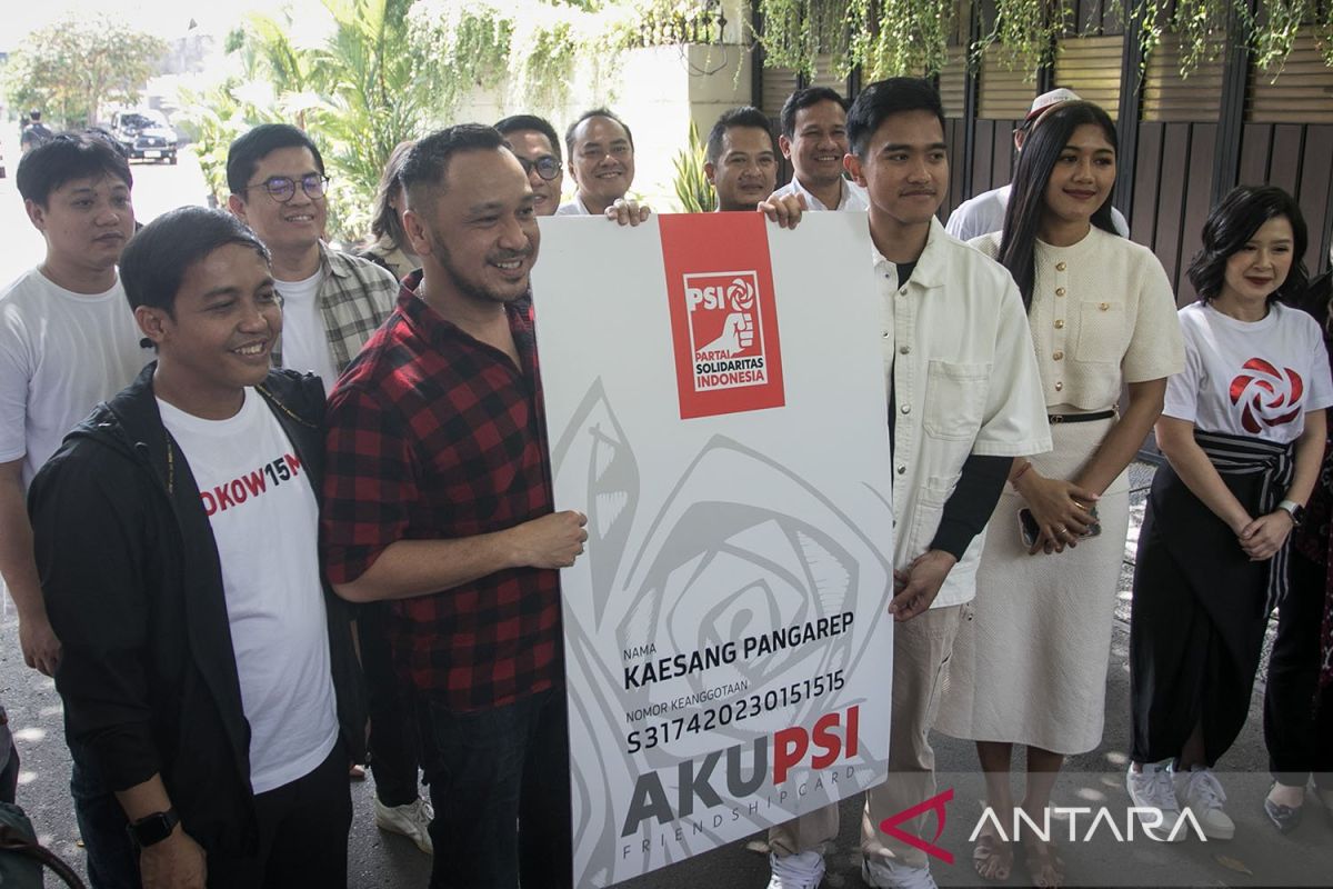 Kaesang Pangarep, putra bungsu Presiden Jokowi, telah diangkat menjadi Ketua Umum Partai Solidaritas Indonesia (PSI) hanya dua hari setelah menerima kartu tanda anggota (KTA) partai tersebut pada tanggal 23 September.